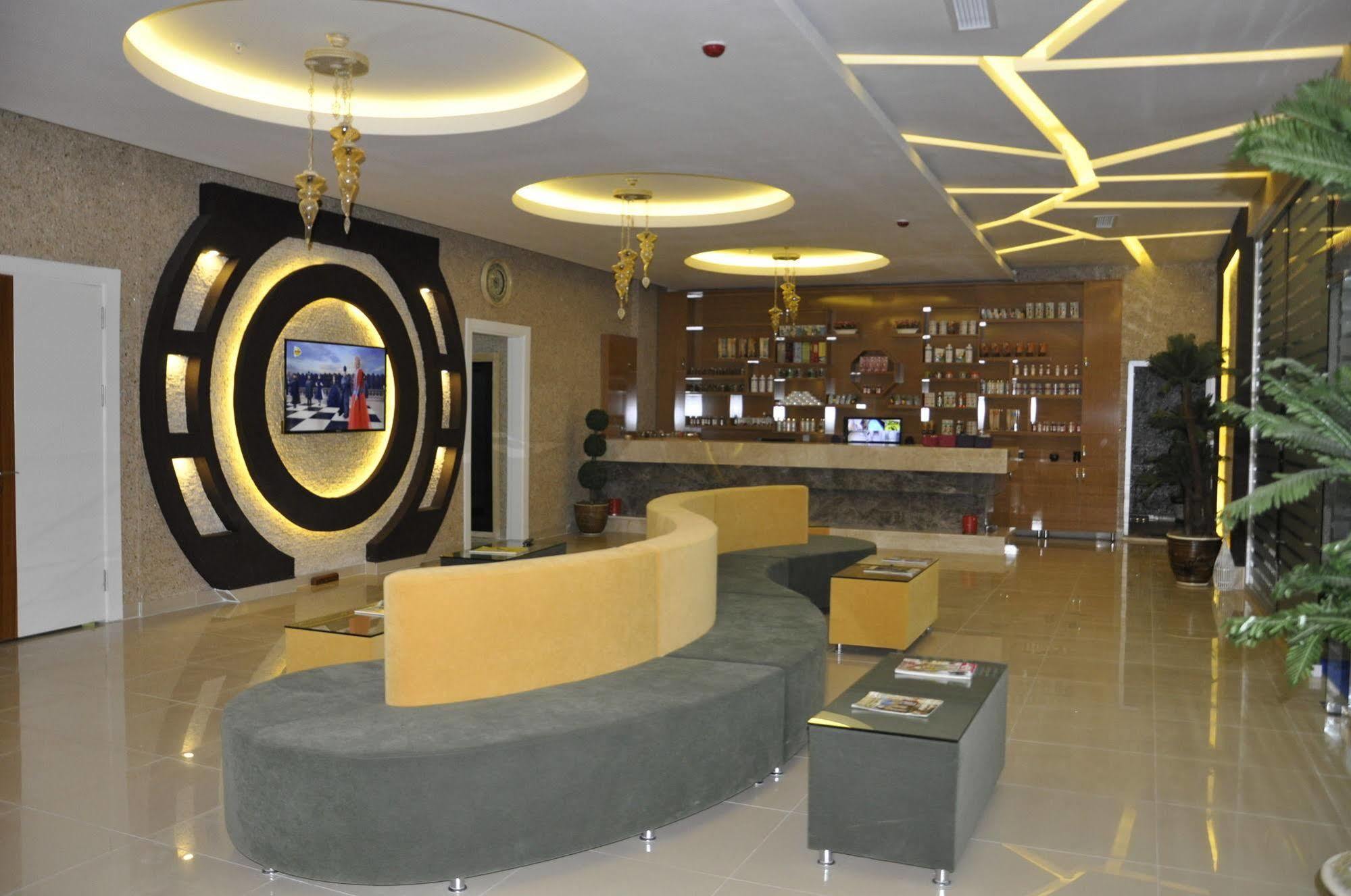 Elips Royal Hotel & Spa Antalya Exterior photo